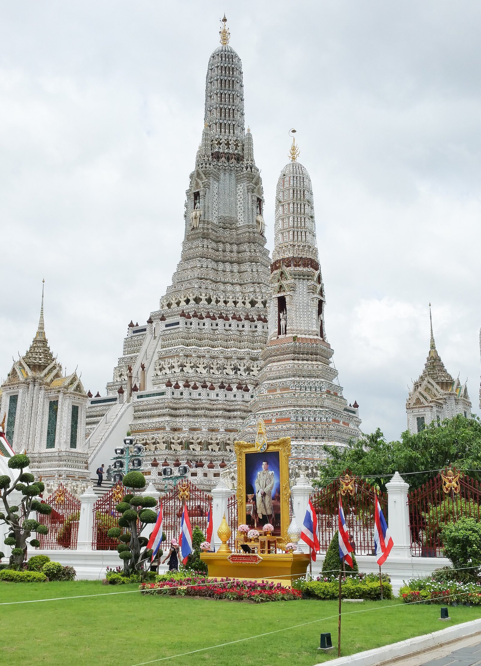 Wat Arun pôr do sol